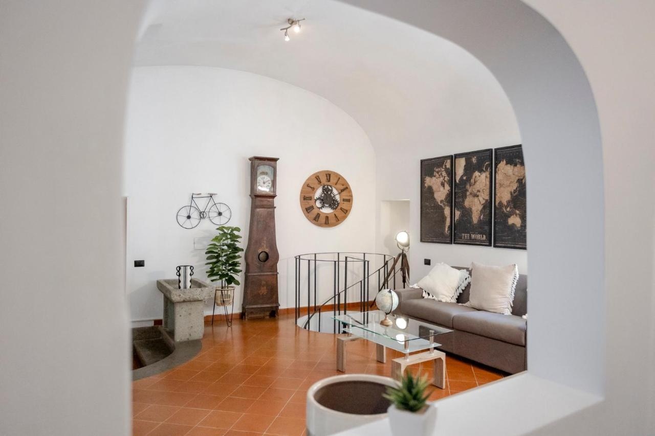 Home D'Elite Trevi Fountain Roma Eksteriør bilde